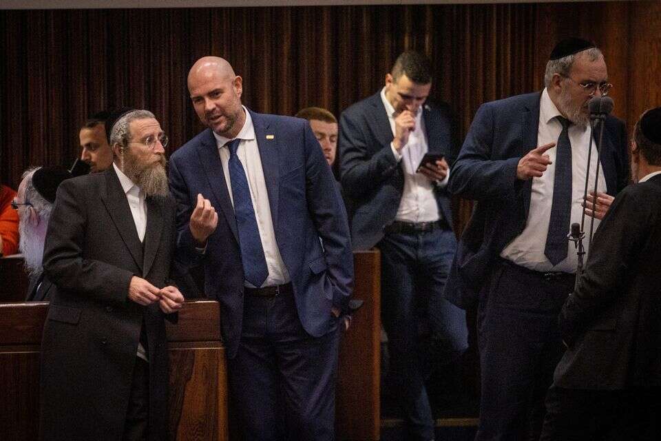 ח"כים חרדים ואמיר אוחנה , אורן בן חקון
