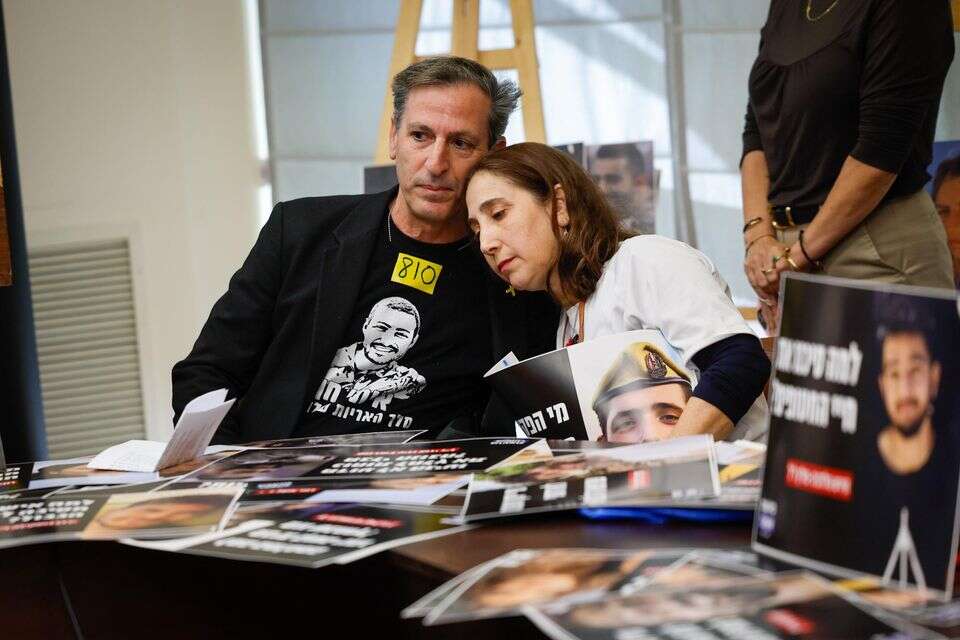 רובי וחגית חן במסיבת העיתונאים של מועצת אוקטובר , .