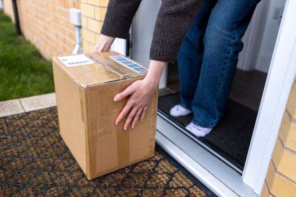 Has the package reached a distribution point? A new service solves your problem