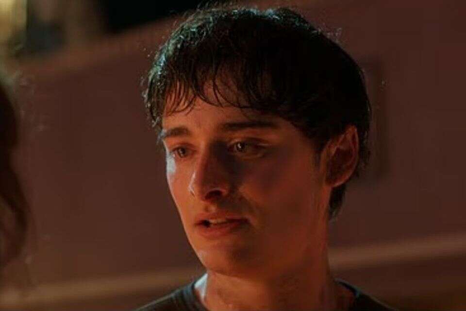 ראיתם את זה מגיע? וויל יוצא רשמית מהארון ב"דברים מוזרים"