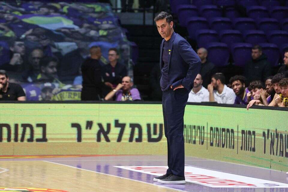 יואב שמיר , לירון מולדובן