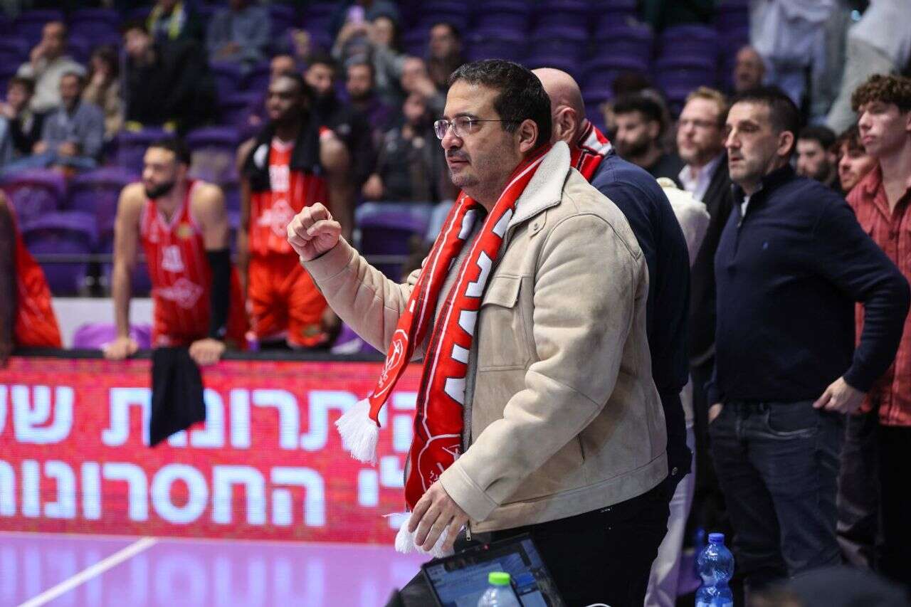 We checked: how much did Ofer Yanai earn in 2025?