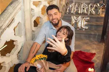 ענבל ביבי ורועי קורנבלום מאורסים