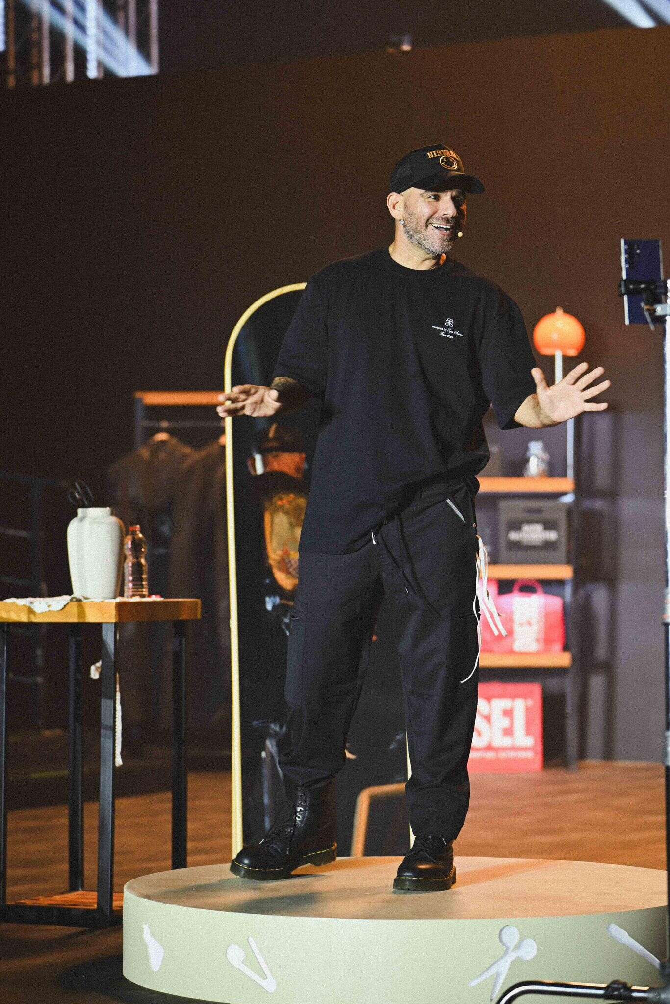 איתי בצלאלי  , ערן לוי