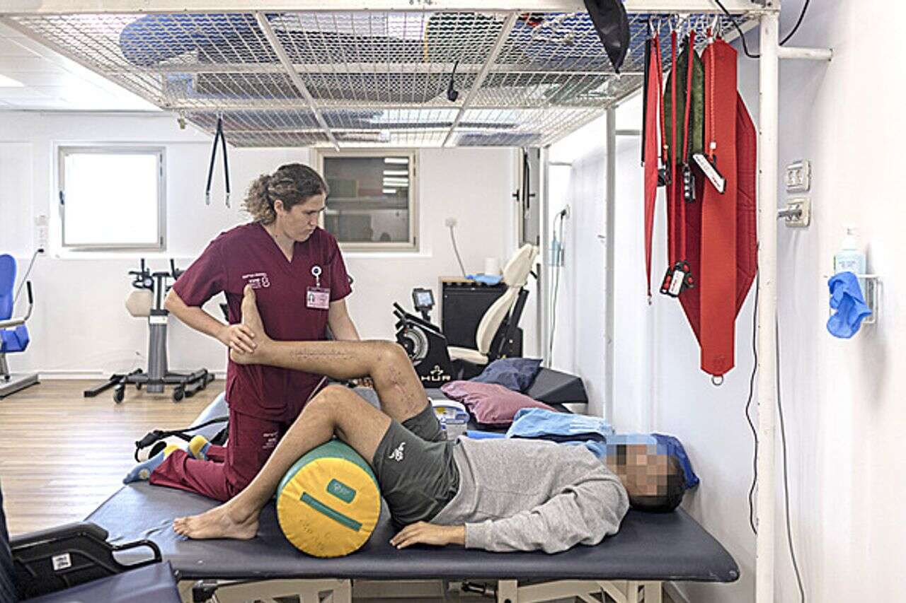 Memory obliges: to also see those who remain