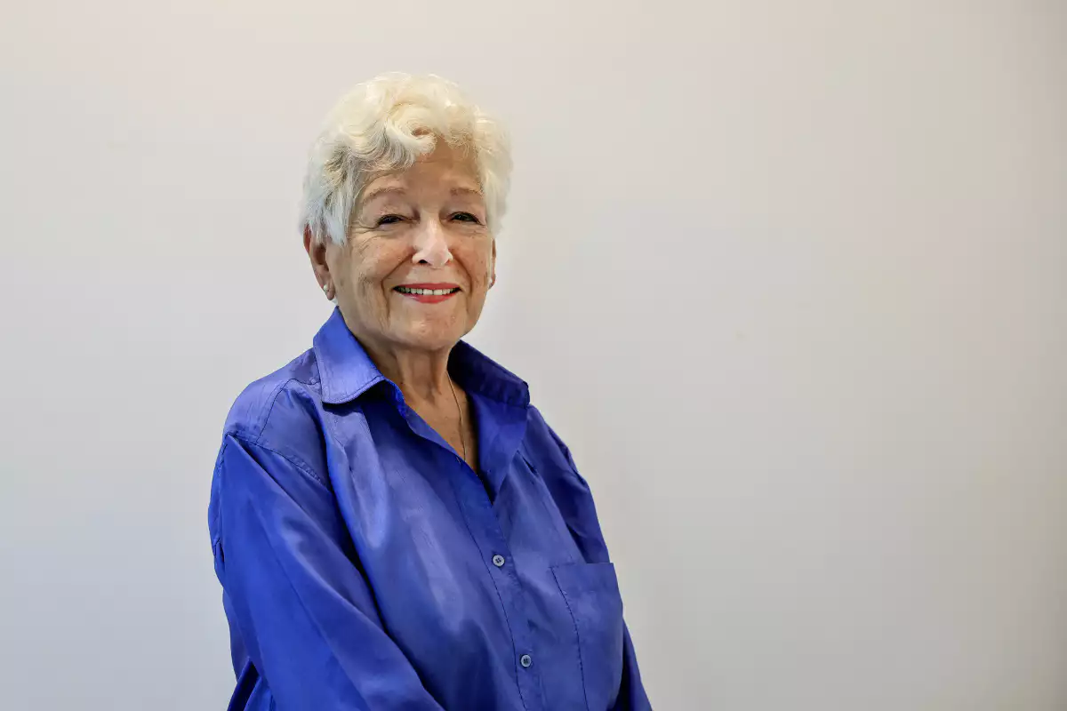 לינדה מורגנשטיין , ללא