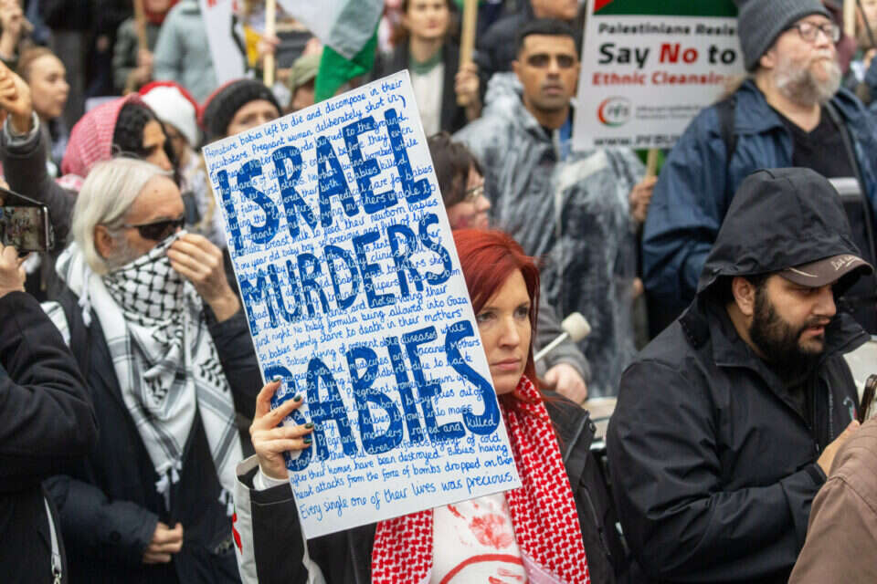 אלגוריתם בשירות השנאה: כך הפכה טוויטר לשופר הרשמי של חובבי היטלר