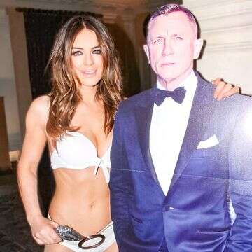 אליזבת הרלי פתחה את 2026 בביקיני סטייל 007