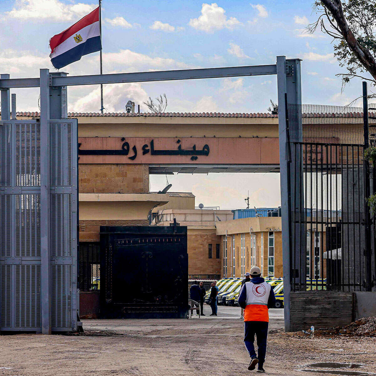 מעבר רפיח בצד המצרי , AFP