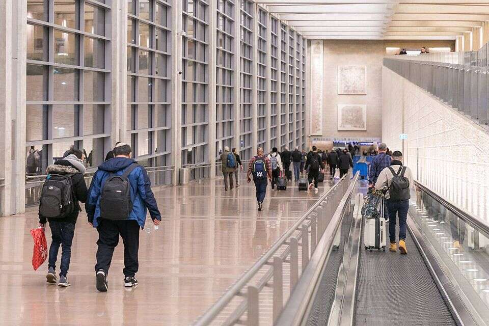 One suitcase and no duty free: this is how the outgoing flights will work