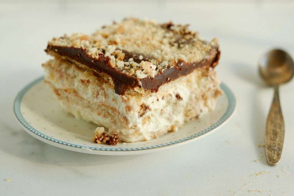 הכי פשוטה, הכי טעימה: עוגת ביסקוויטים מושלמת לסופ"ש