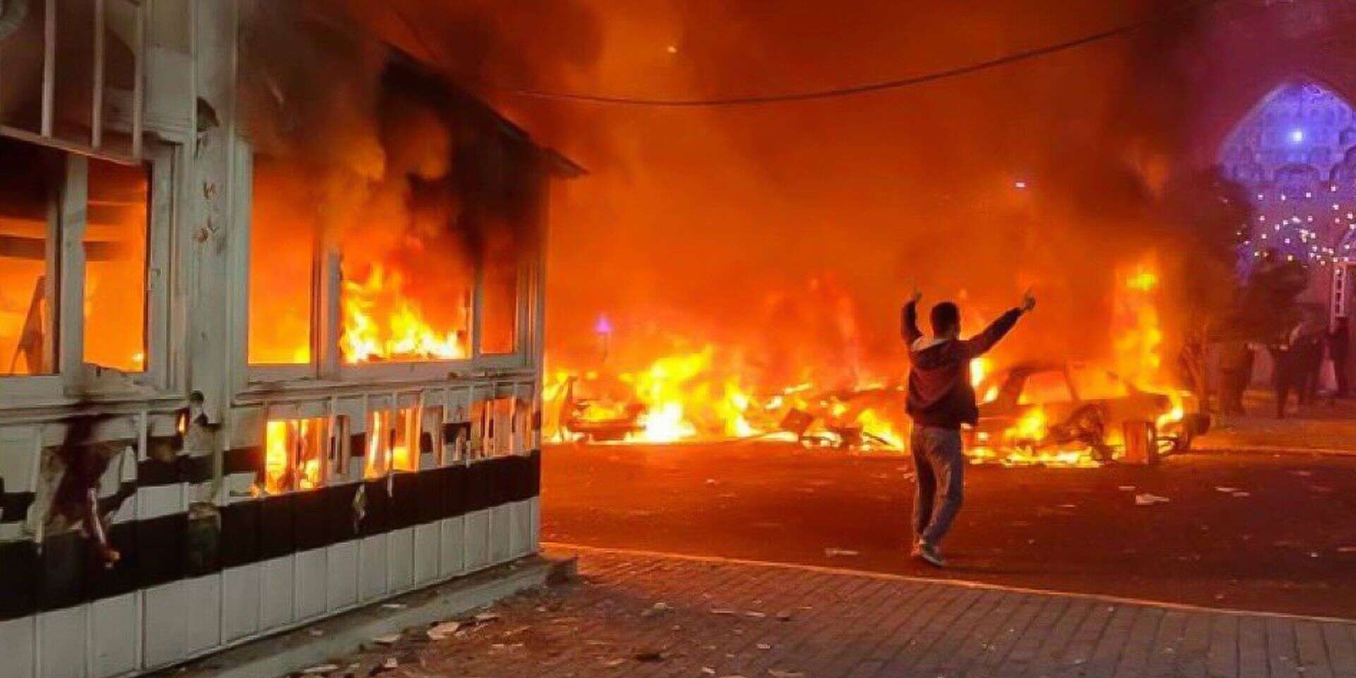 ליל המהומות באיראן ב-8 בינואר , רשתות חברתיות