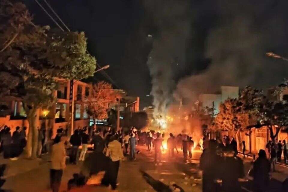 "מי שרוצה לשתף פעולה, מוזמן לפנות": ההודעה החריגה של דובר צה"ל בפרסית