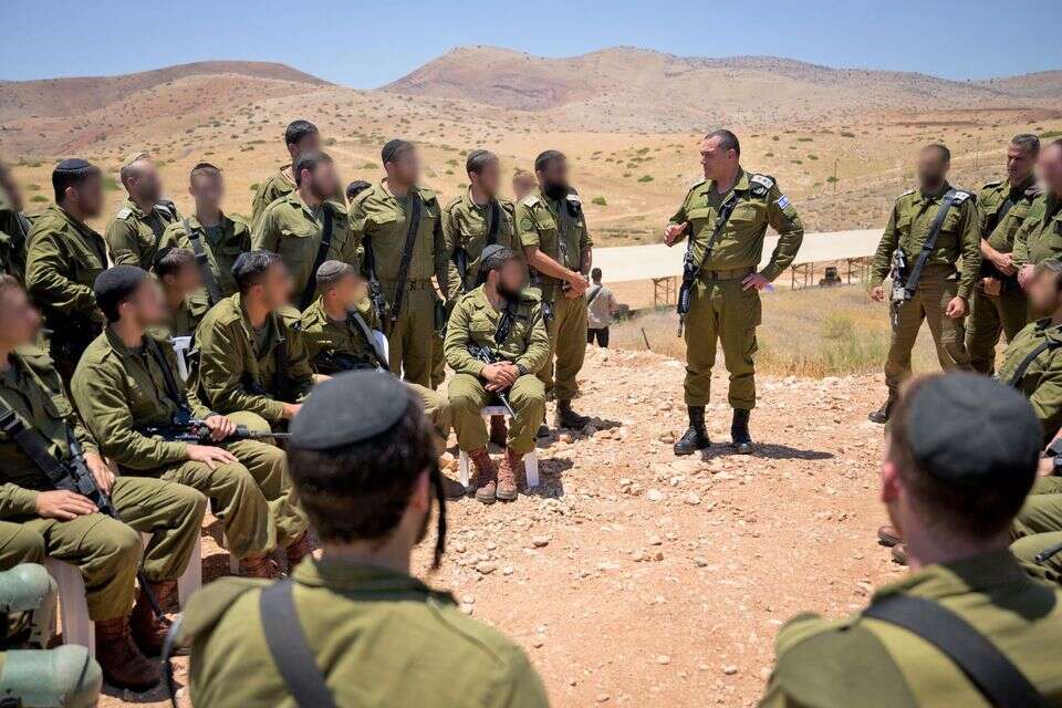 "זה כבר לא רק 'ענף חרדים' במטכ"ל". הרמטכ"ל זמיר וטירוני חשמונאים , דובר צה"ל