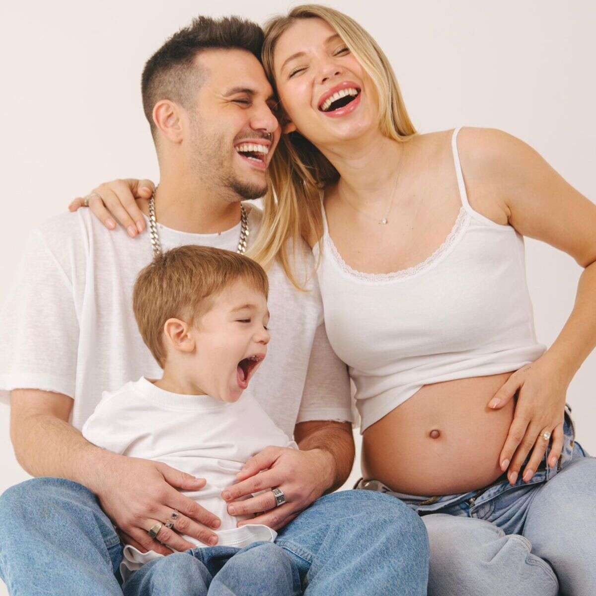 קווין רובין ודניאלה קריסטיה עם קיי , סטודיו מאיסה