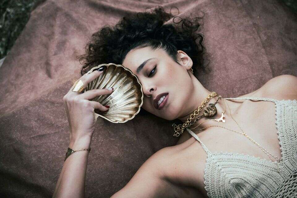 ככה עוד לא ראיתם את כוכבת "אהבה חדשה"