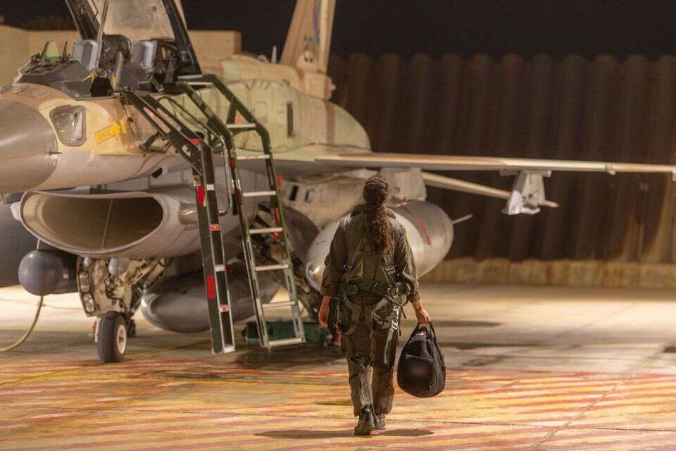 השעה שבה זינקו ההימורים על תקיפה ישראלית באיראן