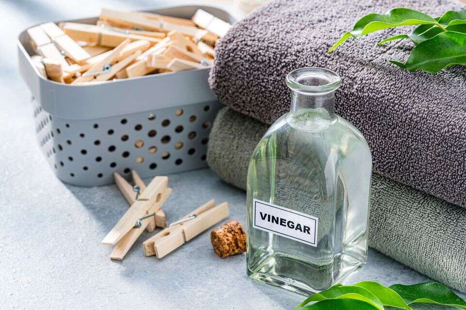 הדרך הנכונה להשתמש בחומץ בכביסה - ולמה בכלל כדאי