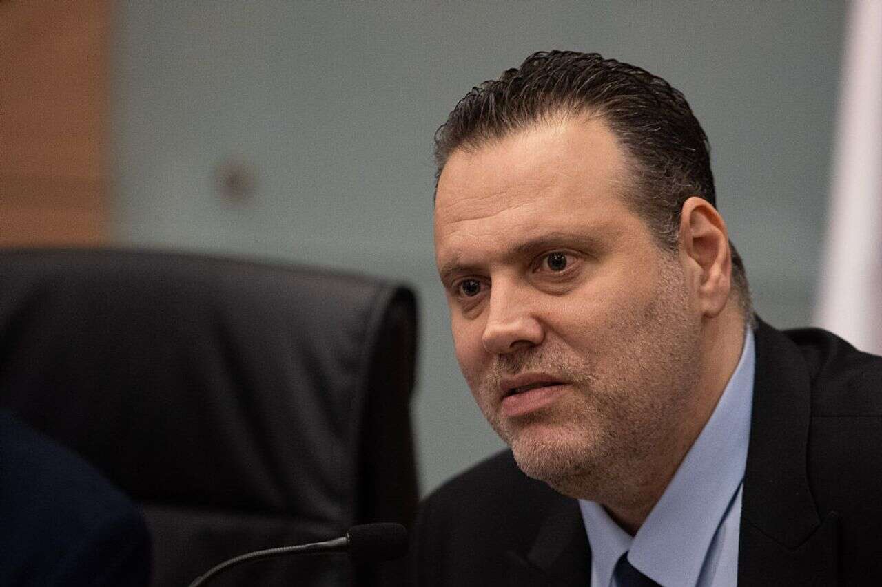 Minister Miki Zohar was questioned by the police as part of the Histadrut corruption case