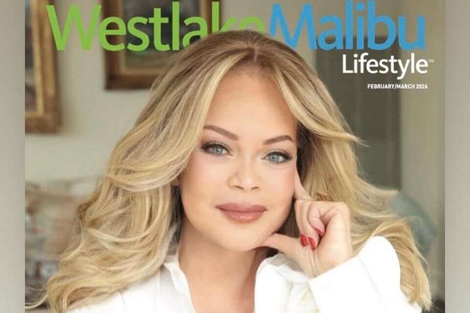 "פרסומת לפוטושופ?": הכוכבת בת ה-80 מעוררת סערה