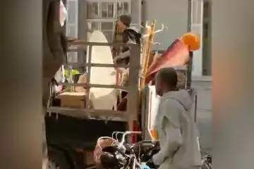 ששון שאולוב מפתיע באמצע הרחוב