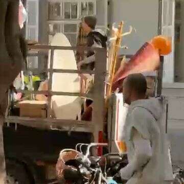 ששון שאולוב מפתיע באמצע הרחוב