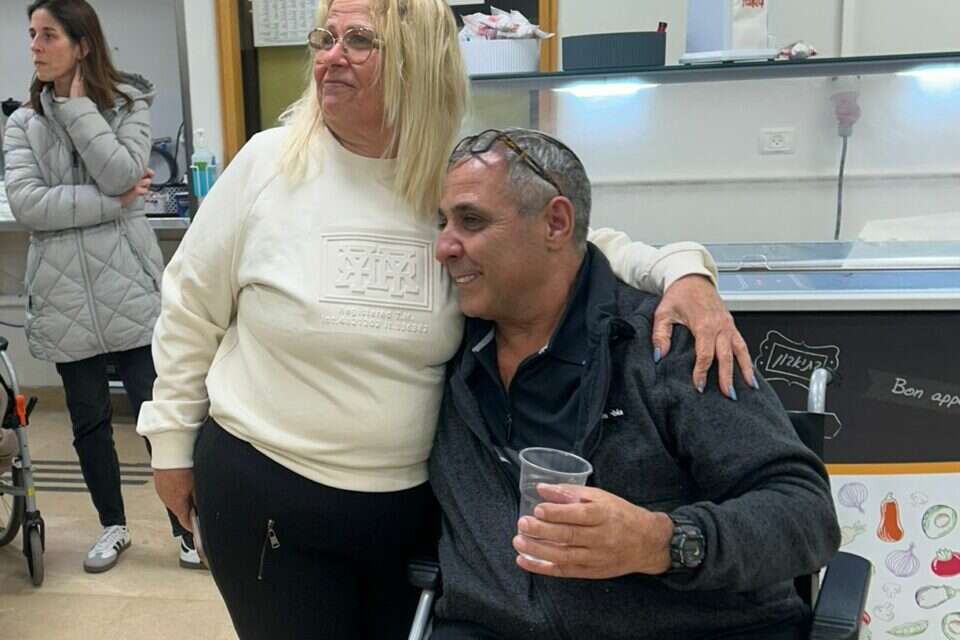 יששכר כהן בתקופת השיקום , פרטי