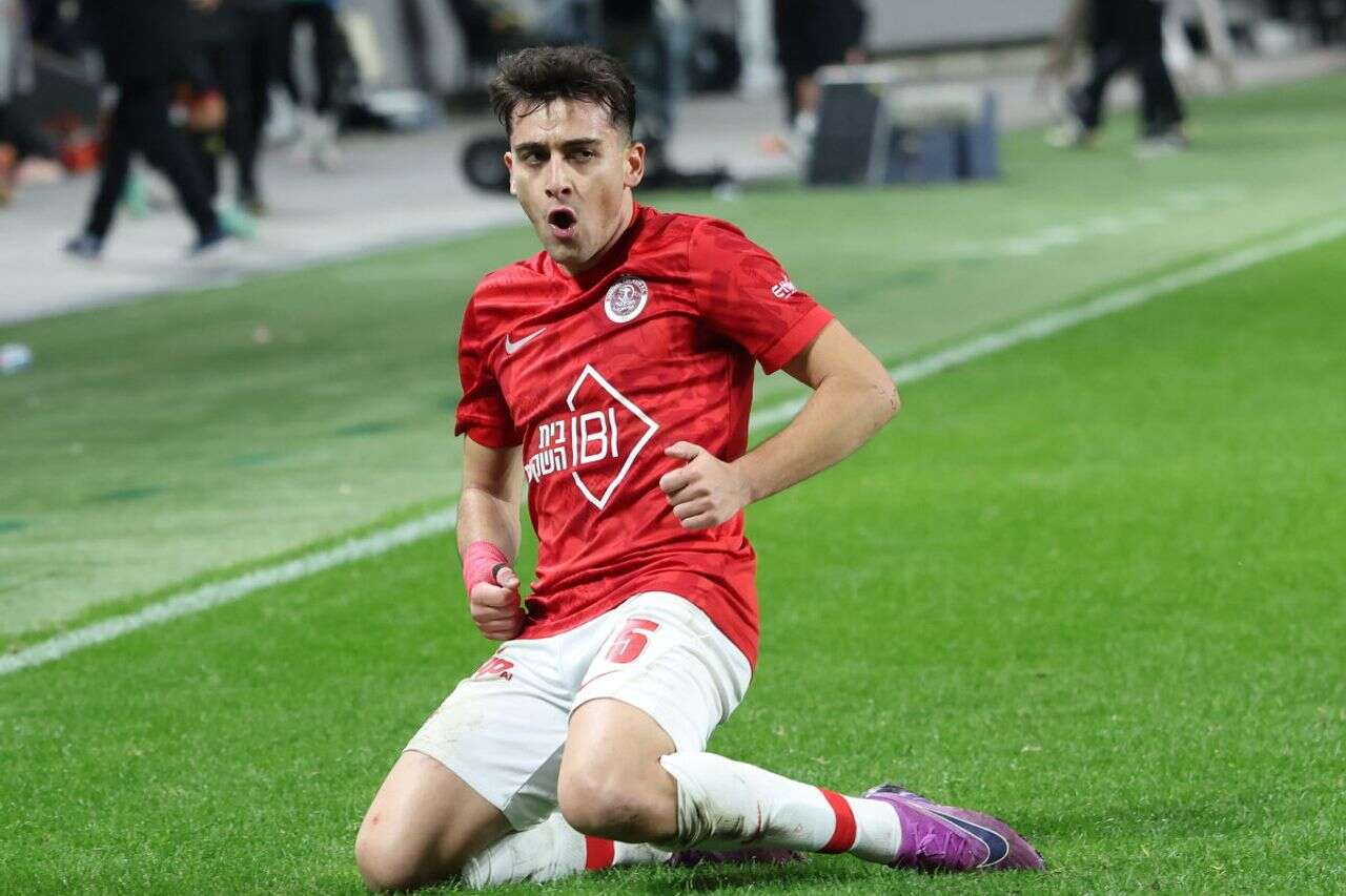 "There are currently no offers that would make Loizos Loizo leave Hapoel Tel Aviv"