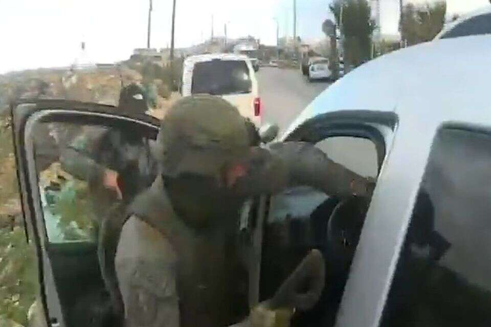 שלושה סוחרי נשק נתפסו "על חם" ביו"ש , דוברות המשטרה
