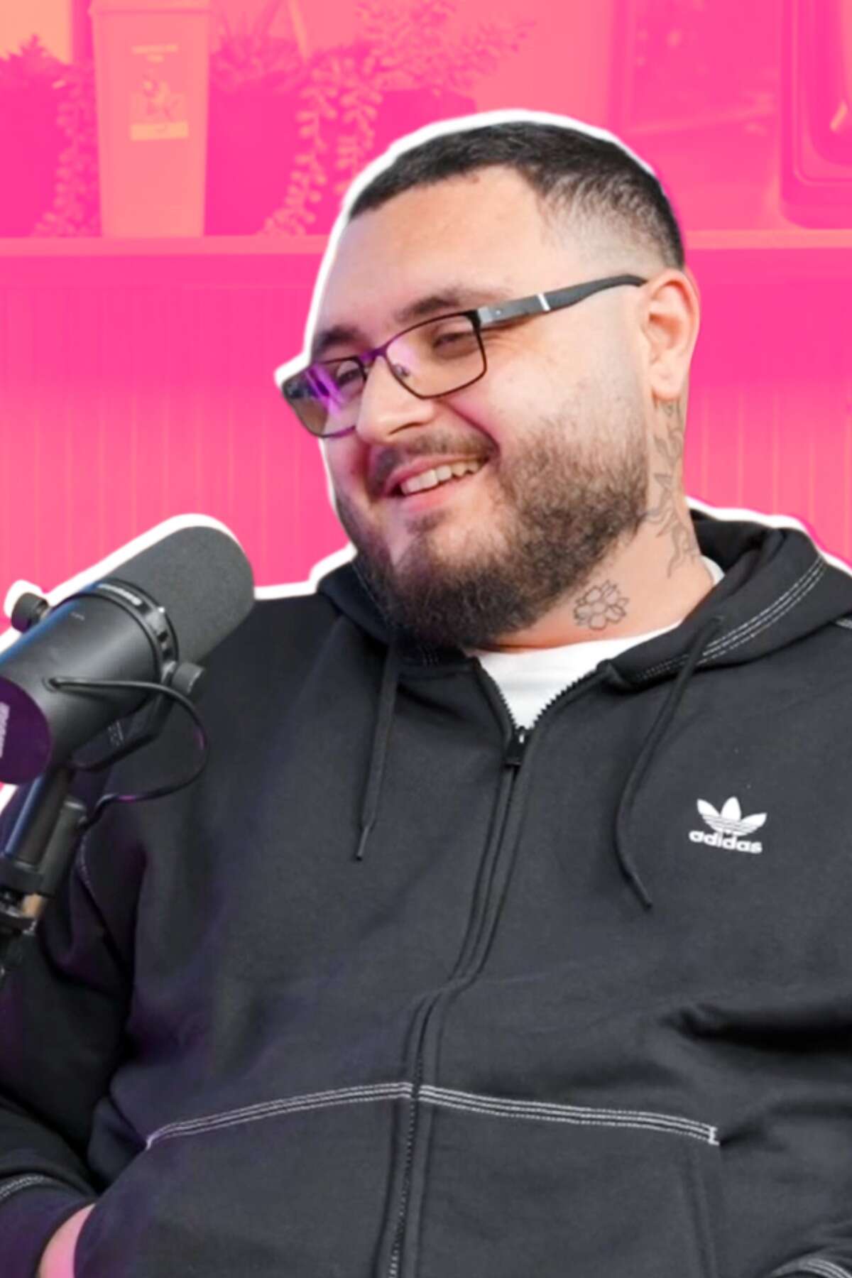 "לא תופסת אותי התחרות הזאת". נדב גדג' , ForReal