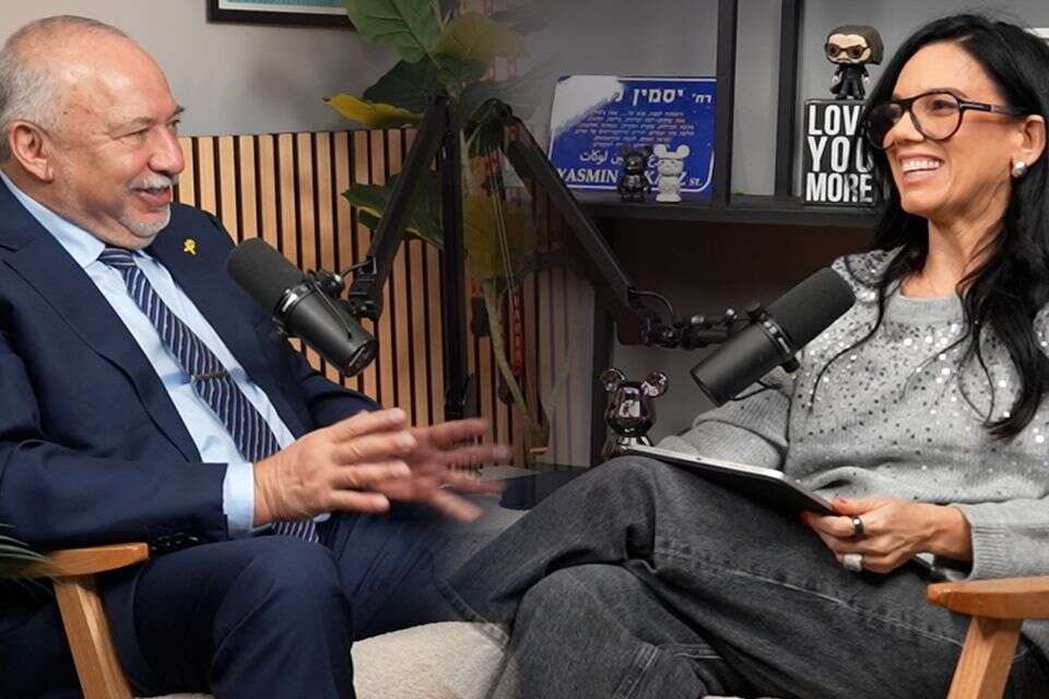 "אני הימין היחיד במדינה": יסמין לוקץ מארחת את אביגדור ליברמן