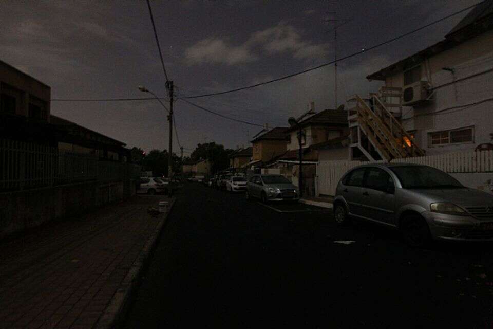 הפסקת חשמל בהרצליה , עמי שומן