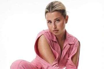 "אין לי אף אחד": שלקה פורצת בבכי