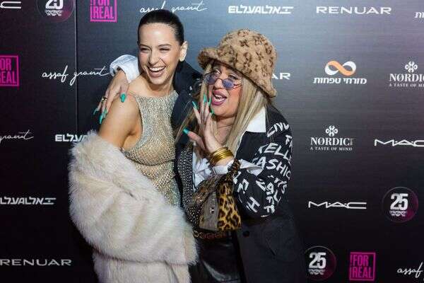 קורין גדעון ומשפיענית "ארץ נהדרת" ליב יטאנוב (תום יער) , לירון מולדובן