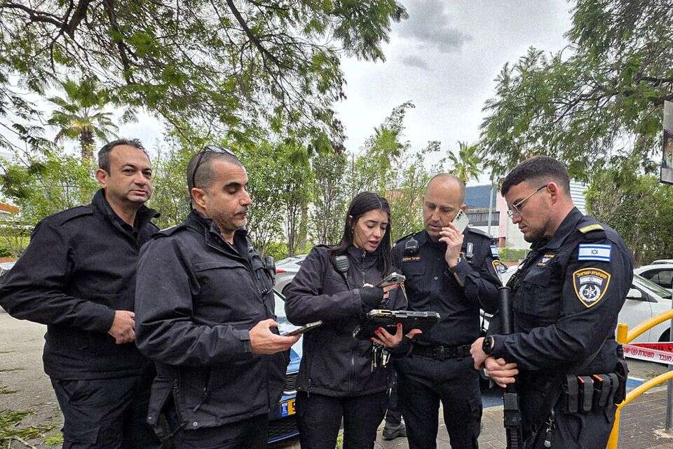 שוטרים בזירת ההצתה בקריות , דוברות המשטרה
