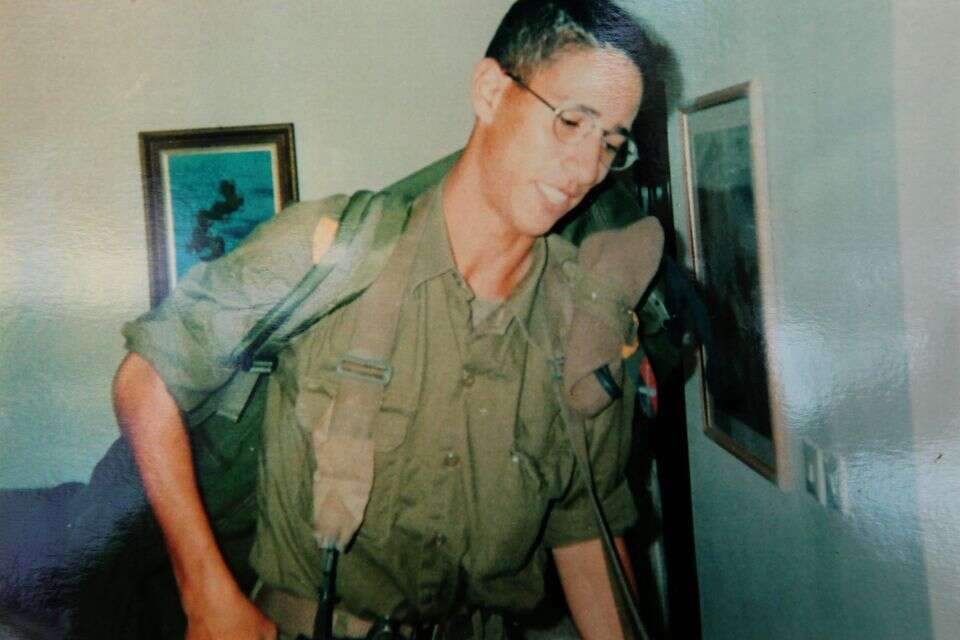 החייל הנעדר גיא חבר , משה שי