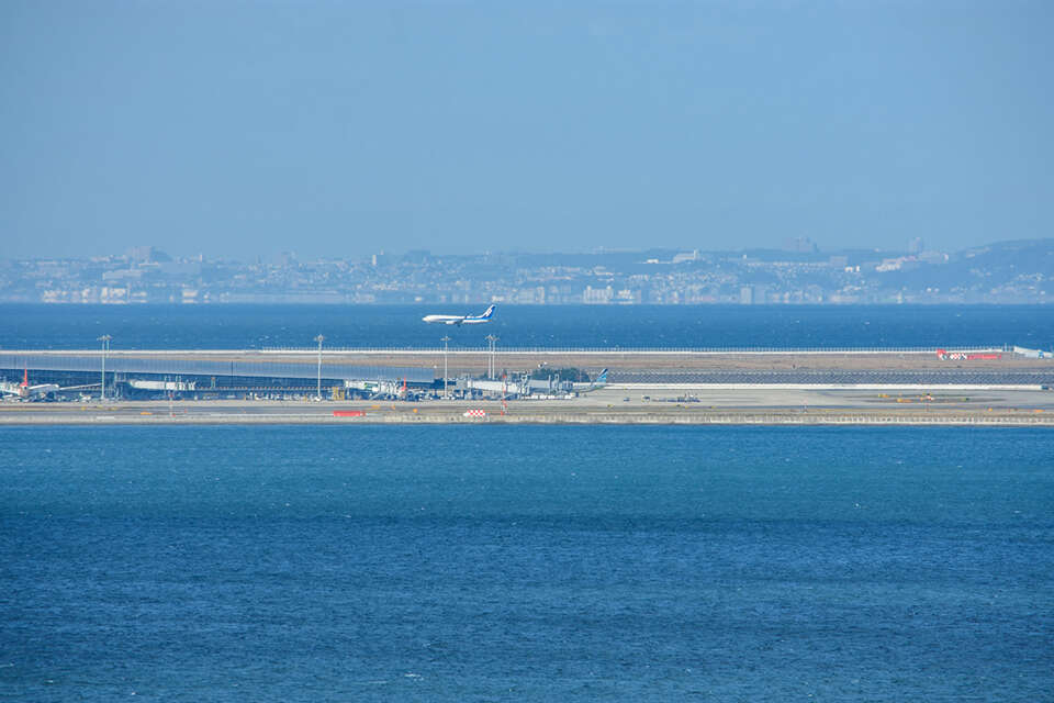 הקרקע צנחה בכ־13 מטרים, יותר מפי שלושה מההערכה. נמל קנסאי , 