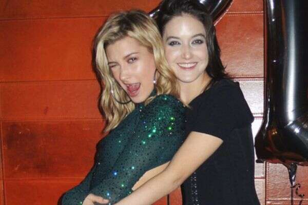 היילי ביבר ואלאיה בולדווין , צילום מסך מאינסטגרם