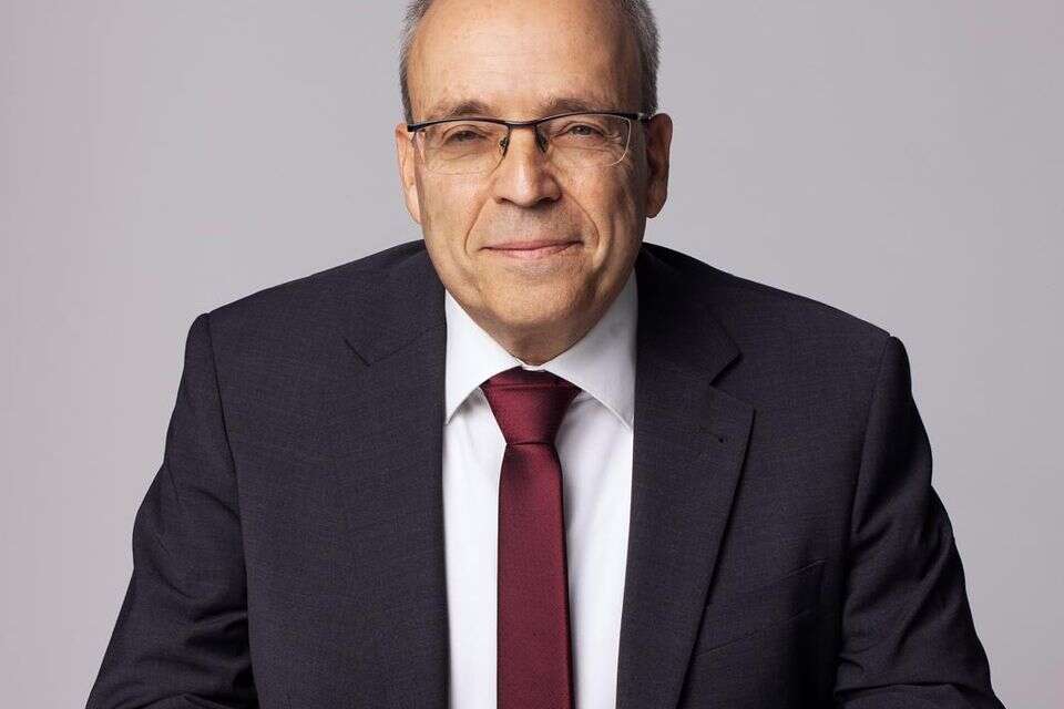 אברהם (נובו) נובוגרוצקי
, מיכאל טופיול