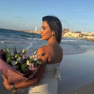 האם חיה בוקובזה מסתירה?