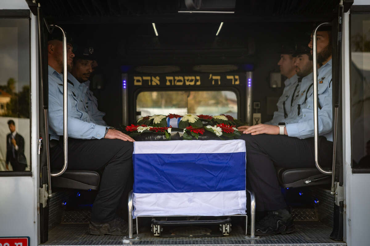 הלוויתו של רן גואילי במיתר , חיים גולדברג / פלאש 90