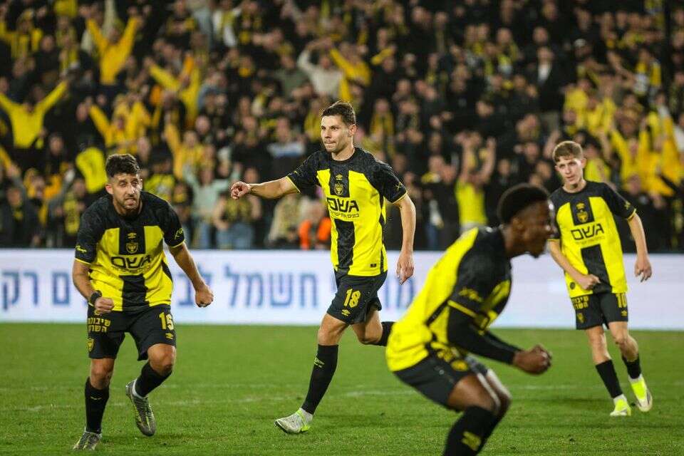 גריגורי מורוזוב חוגג , קובי אליהו