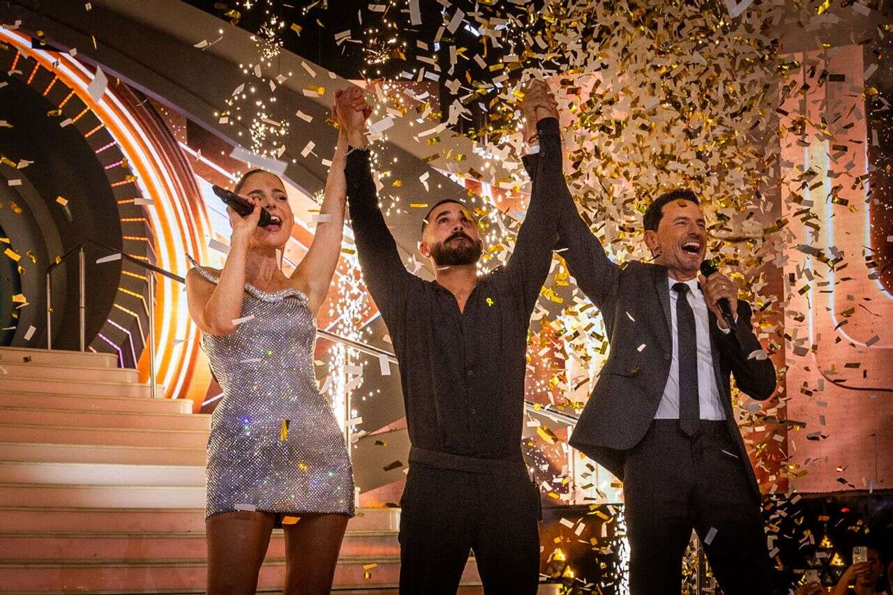 How do you enter the famous house in the country? from the "Big Brother" band in an interview