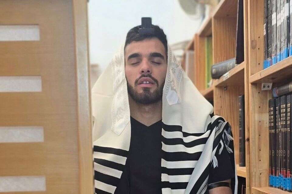 "Don't turn into a rag": Israel from "Wart" opens up about divorce