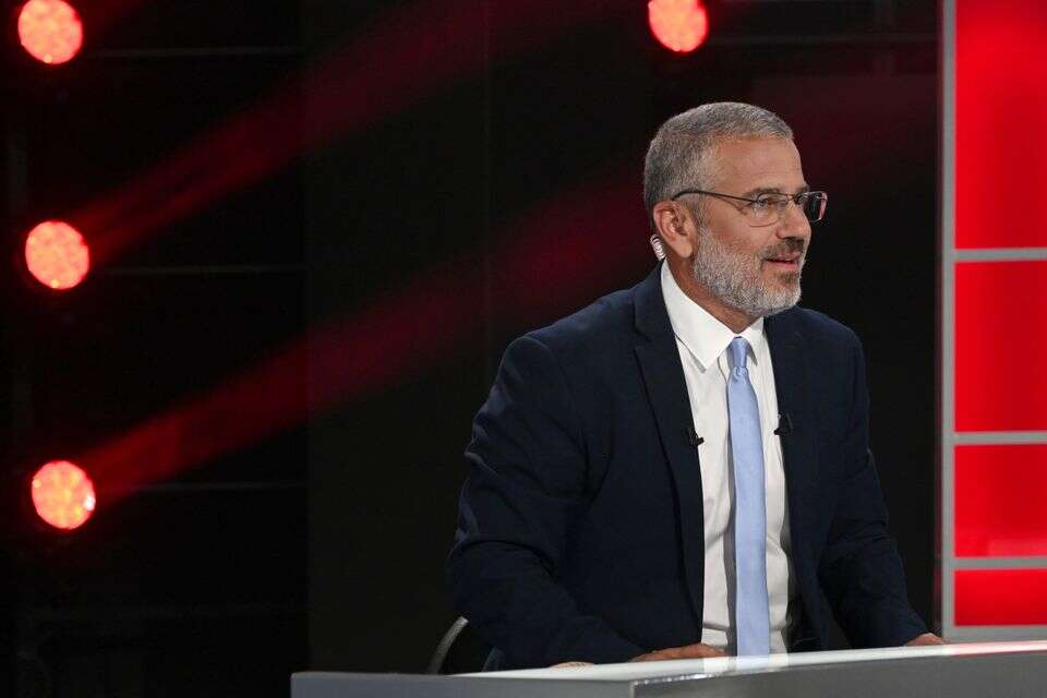 ינון מגל
 , אפרת אשל