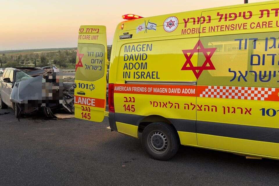 צעירה בת 21 נהרגה בתאונת דרכים סמוך ללהבים , דוברות מד"א