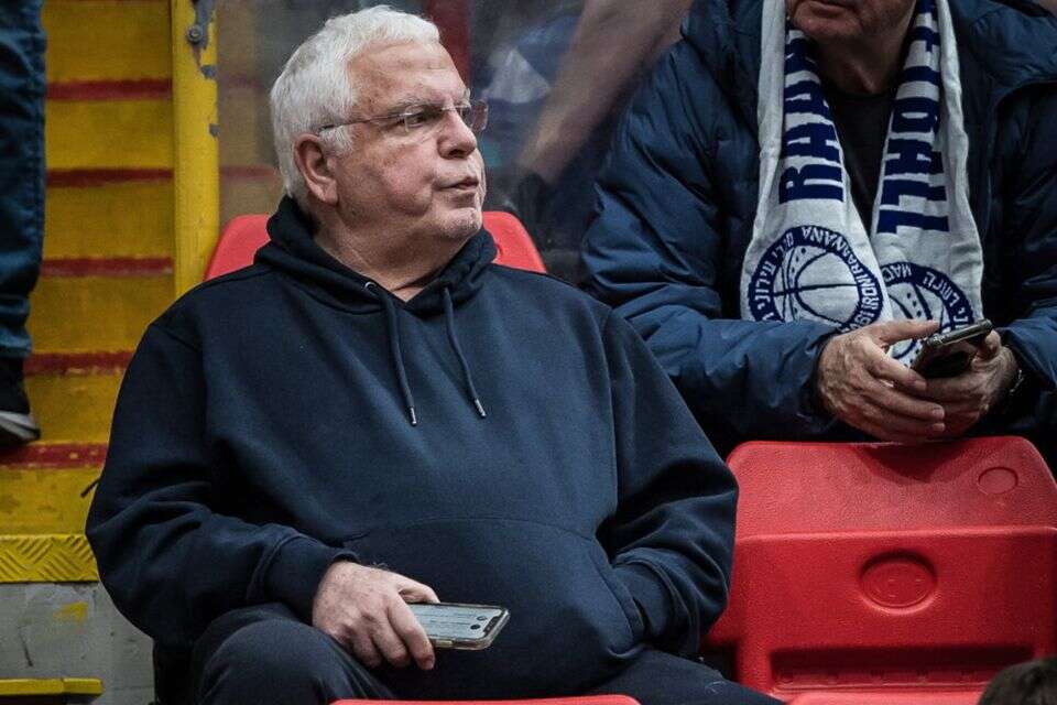 פיני גרשון , עודד קרני