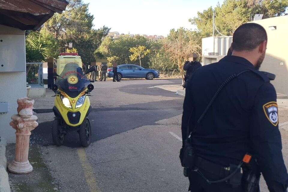רצח כפול בצפון: שני גברים נורו למוות, פעולות החייאה בבן 50