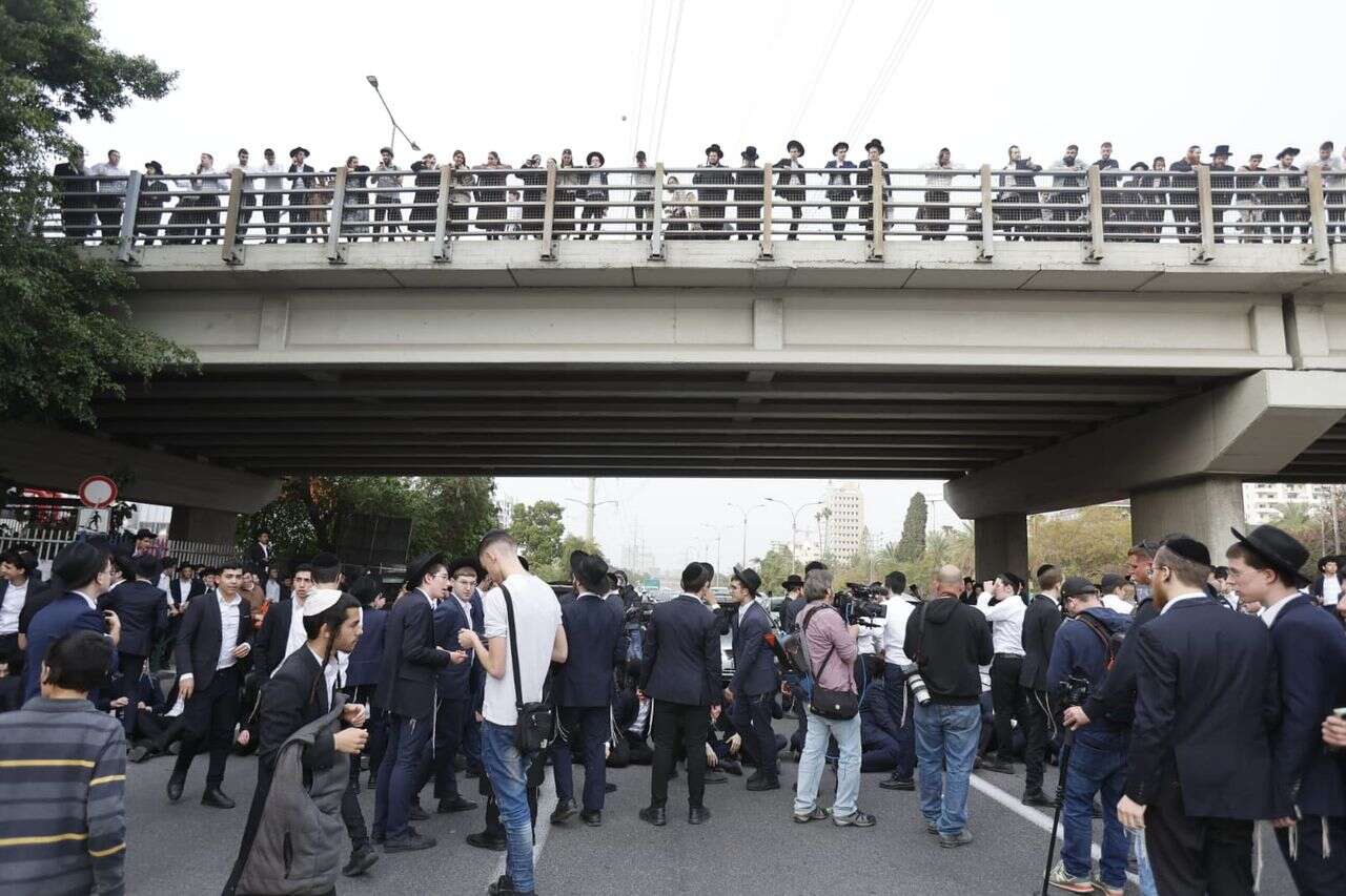 Heads of ultra-Orthodox authorities: We will not cooperate with the police because of the arrest of defectors
