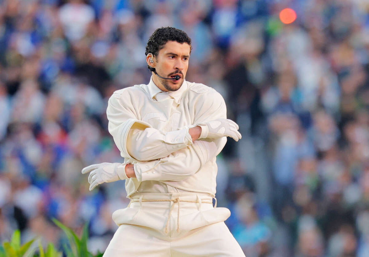 באד באני , רויטרס